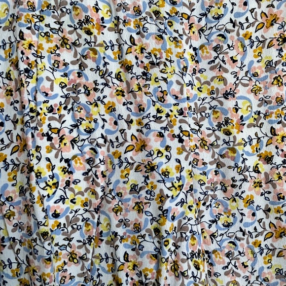 Loft Flowy Shorts 6 - Picture 2 of 3